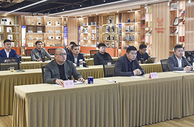 登峯不止 聚力冲征——总部全体营销团队年终述职